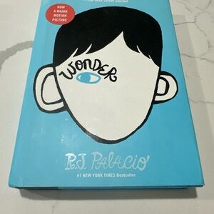 Wonder by R.J. Palacio Hardcover Book